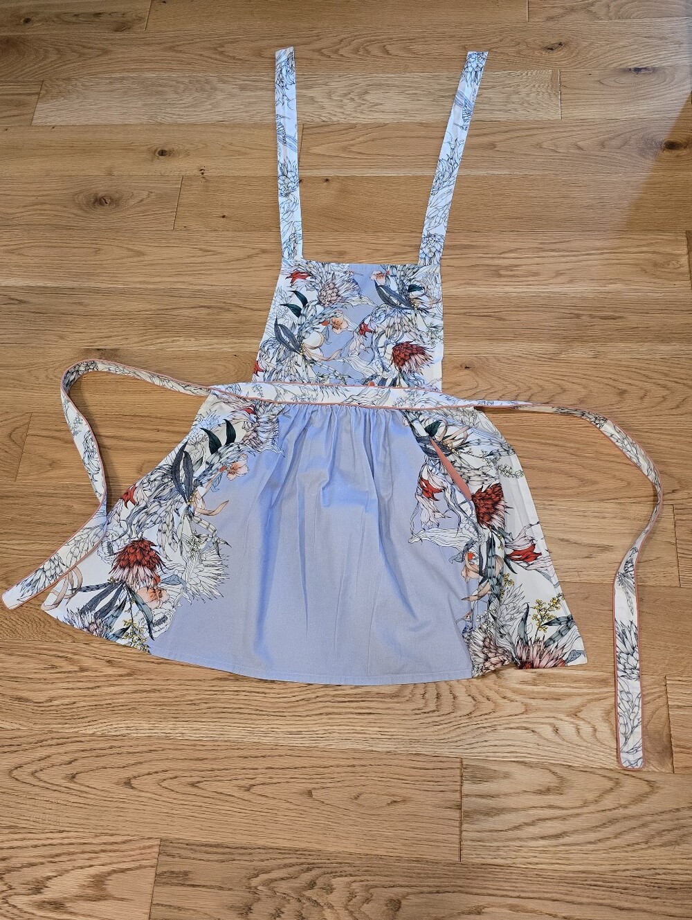 Anthropologie Floral Blue Apron W/ Pockets